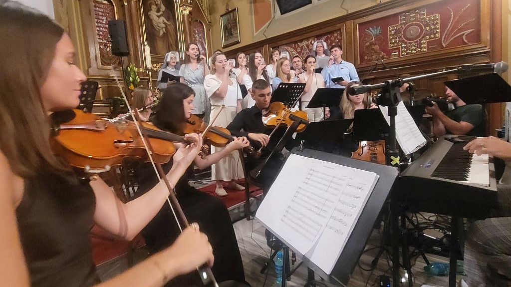 Wieczór uwielbienia Boga, Sanktuarium w Krakowie-Łagiewnikach, 30 sierpnia 2025